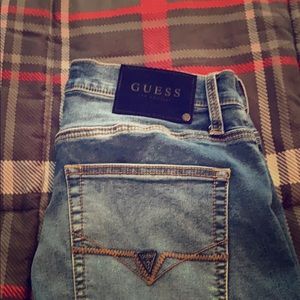 Men’s Guess slim/skinny jeans